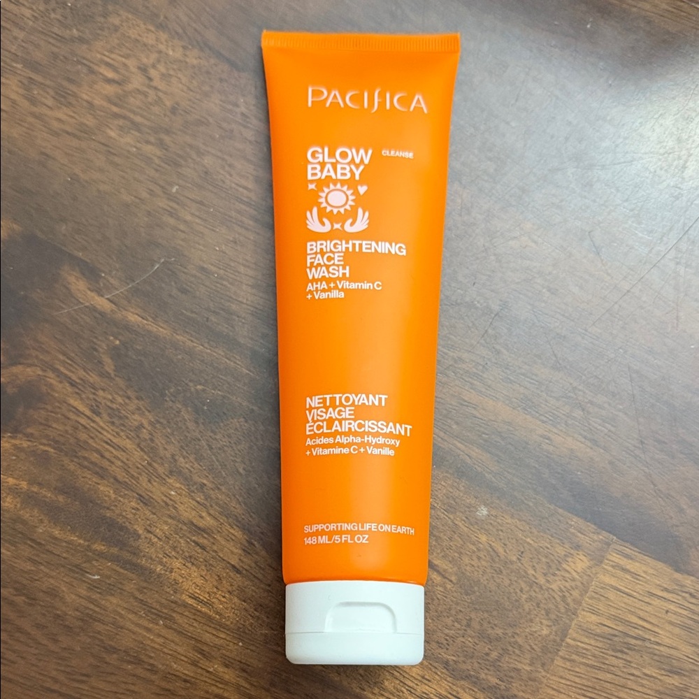 Pacifica Glow Baby Brightening Face Wash Vibrant Orange